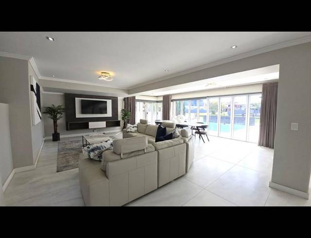 5 BEDROOM HOUSE FOR SALE IN THE ISLANDS ESTATES